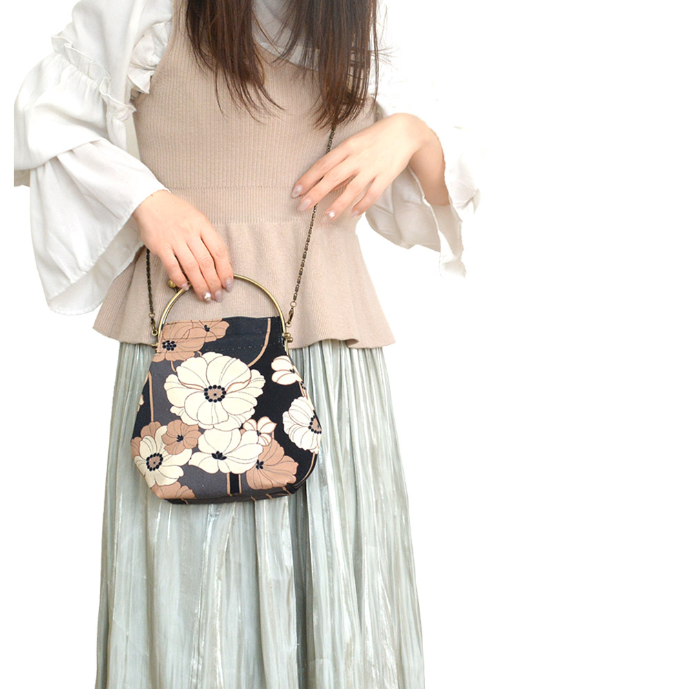 れ*ゃ様 ハンドメイド•ショルダーバッグ•がま口バッグ•ベンリー口金•ポーチ•2 れ*ゃ様 ハンドメイド•ショルダーバッグ•がま口バッグ•ベンリー